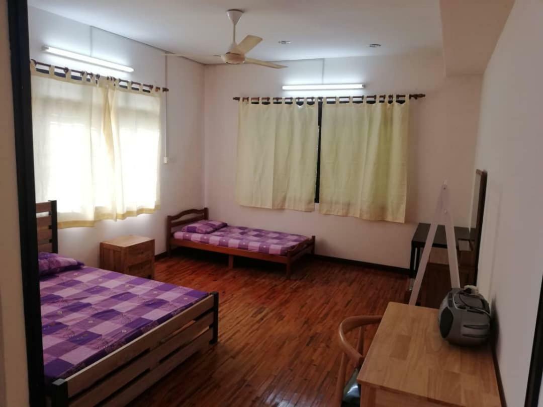 Sweethome For Travelers Seremban Kültér fotó